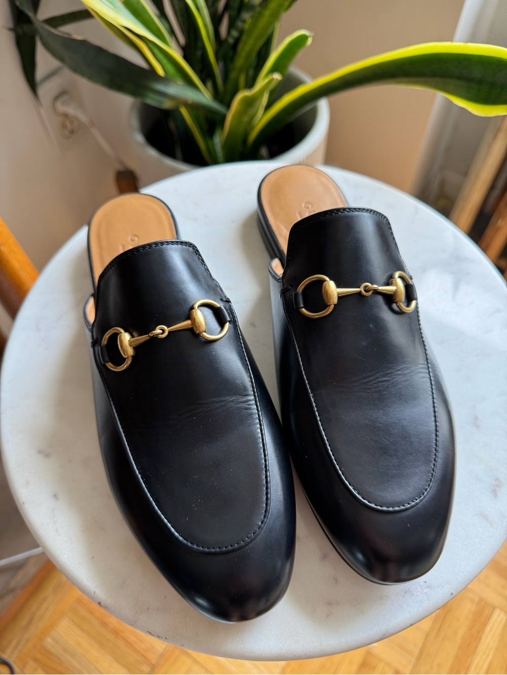 Brand New Gucci Black Leather Princeton Loafers Slippers Open Back  6.5